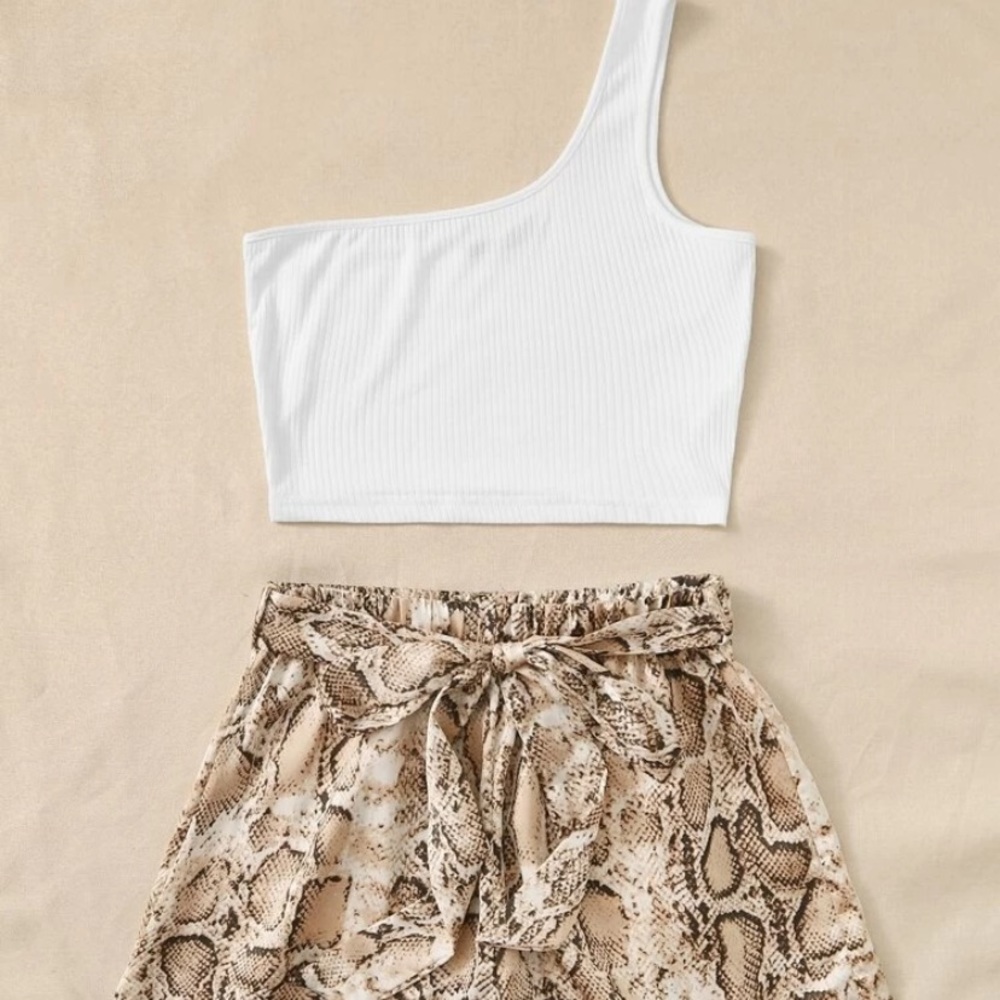 Snakeskin outfit